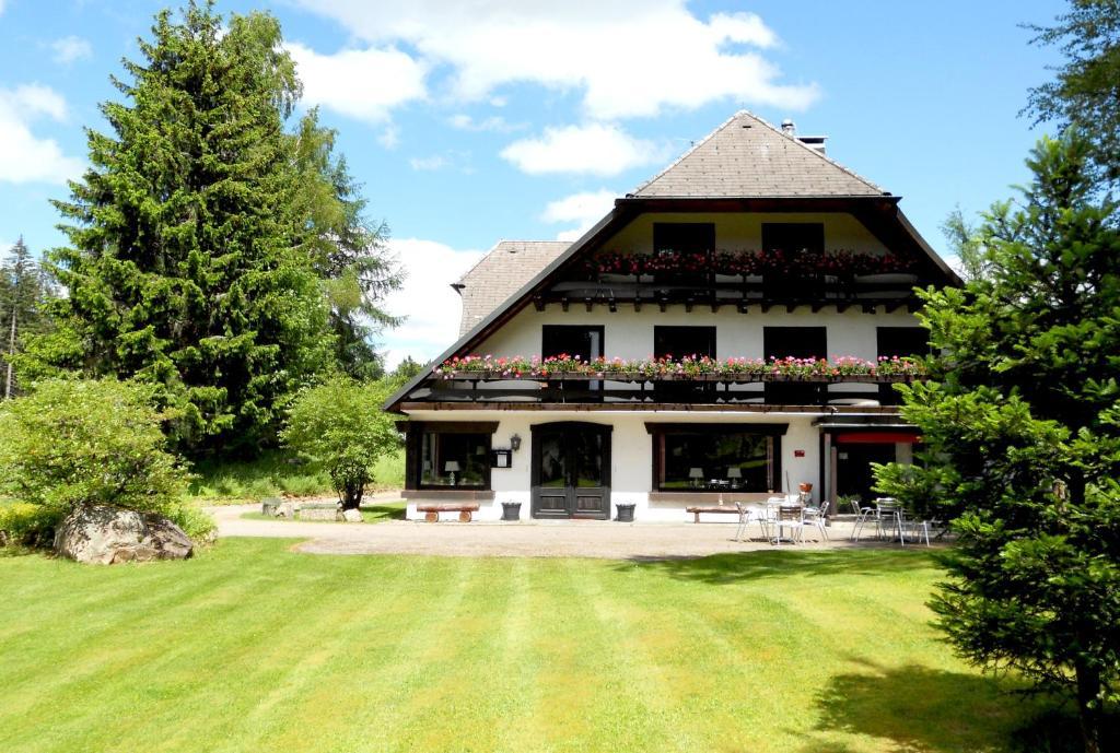 Gaestehaus Behabuehl Фельдберг Экстерьер фото